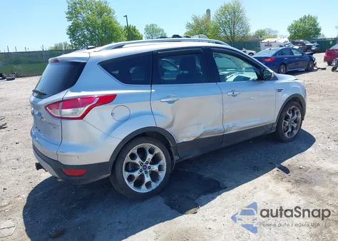 2016 Ford Escape Titanium from USA, damaged, VIN 1FMCU9J90GUA25739